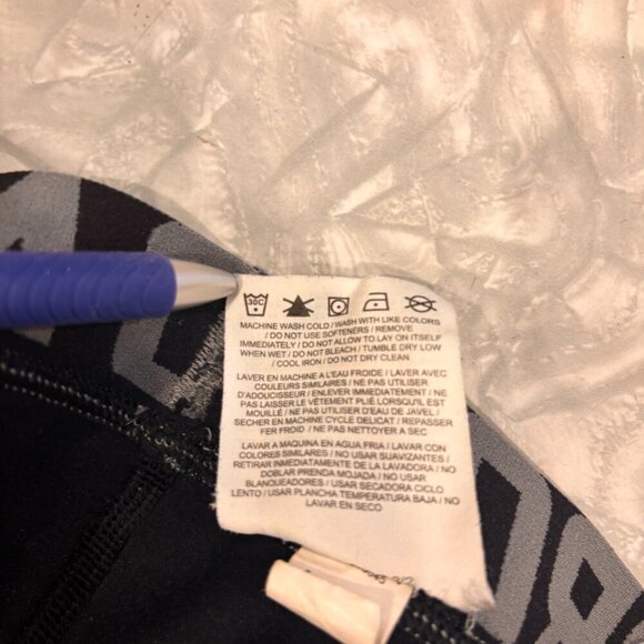 Nike Men's PRO Dri-Fit Tight Cropped Size L Cool Dry Compression Base Layer - Picture 10 of 14